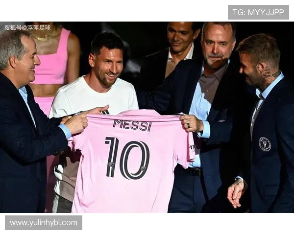 梅西加盟迈阿密国际后首度亮相大联盟赛场引爆全场热情